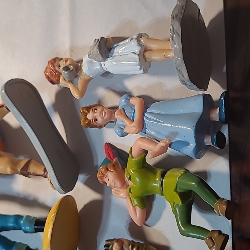 Disney Bundle of 10 Toys - Picture 4 of 9